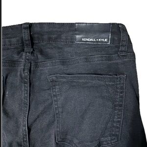 Kendall + Kylie Women's The Ultra Babe Skinny Jeans Size 7/28 Dark Denim